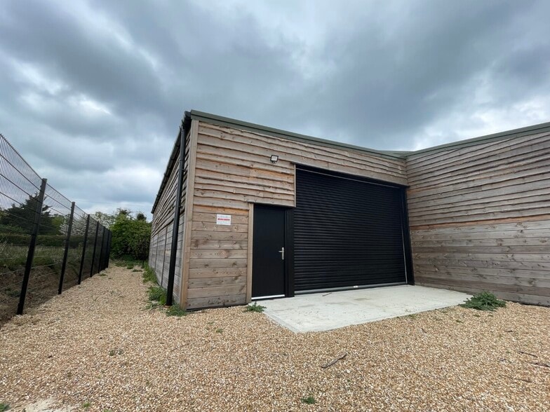 259 A, Brenzett to rent - Building Photo - Image 1 of 7