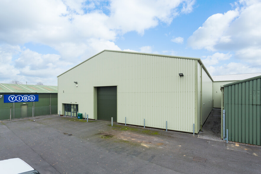 Plews Way, Northallerton for rent - Building Photo - Image 1 of 10