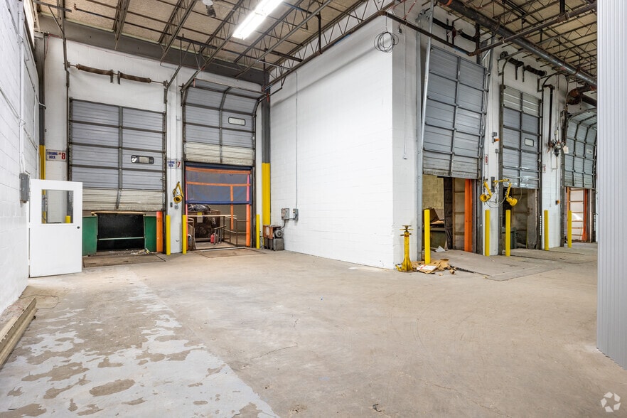 35 Obrien St, Kearny, NJ to rent - Interior Photo - Image 3 of 25