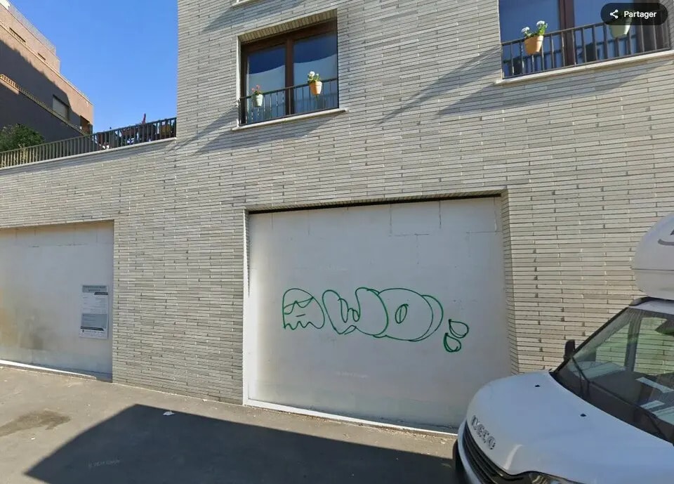 Location Commerce 320 m² - Photo 1
