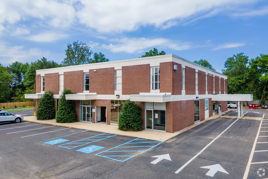 25 W Skippack Pike, Blue Bell, PA for rent - Building Photo - Image 1 of 4