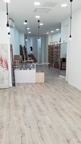 Calle Madrid, 5, Getafe, Madrid to rent - Building Photo - Image 3 of 5