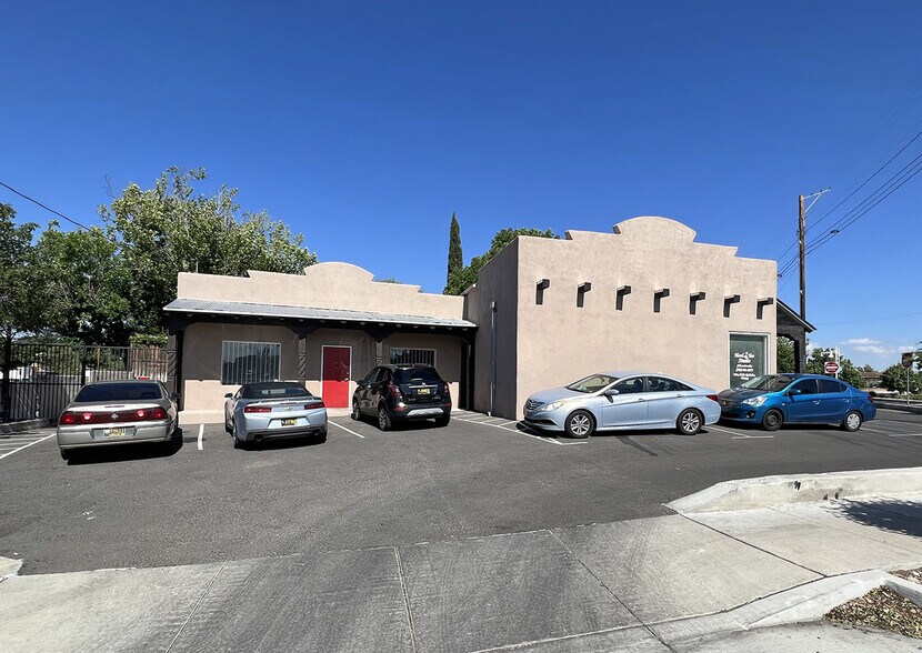 2002 Central Ave SW, Albuquerque 87104 Office for Sale UK