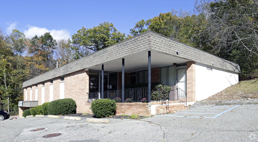 52 Skyline Dr, Ringwood, NJ for sale - Building Photo - Image 1 of 1