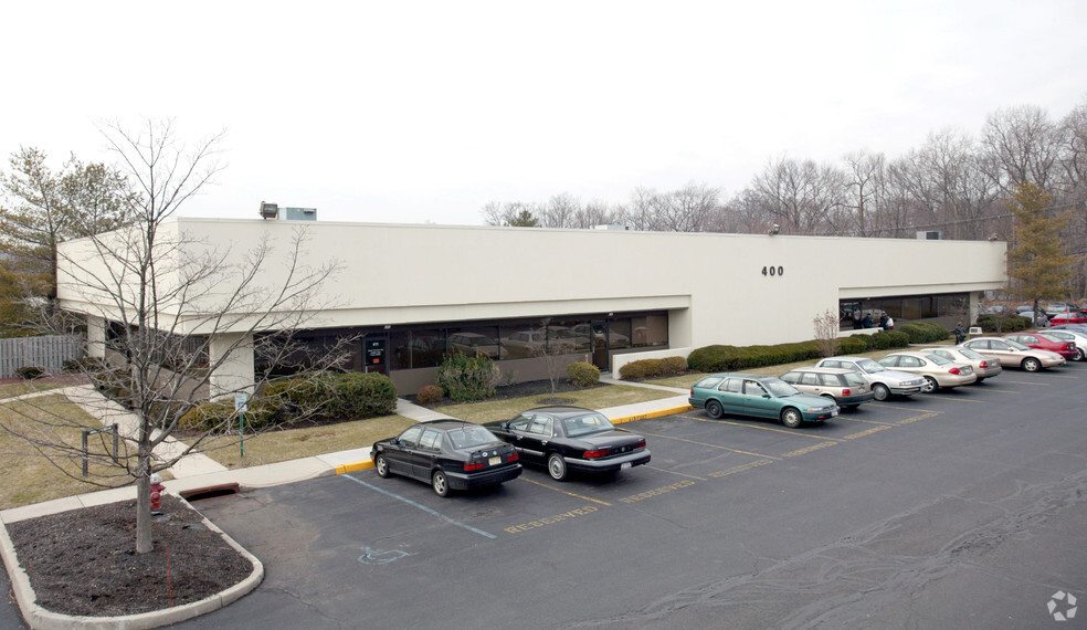 400 Airport Executive Park, Nanuet, NY for rent - Building Photo - Image 1 of 10