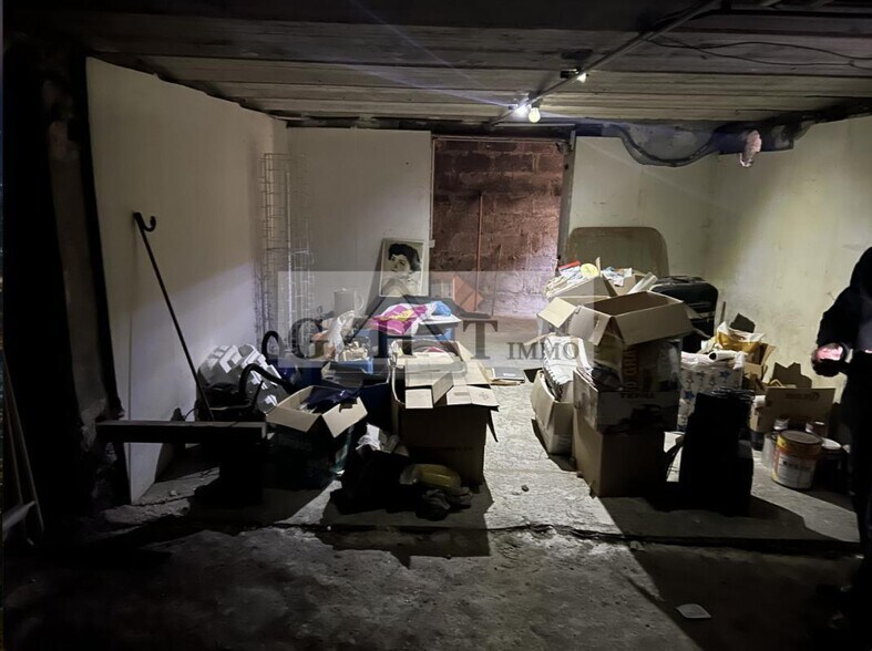 Retail in Saint-Denis for sale - Interior Photo - Image 3 of 4