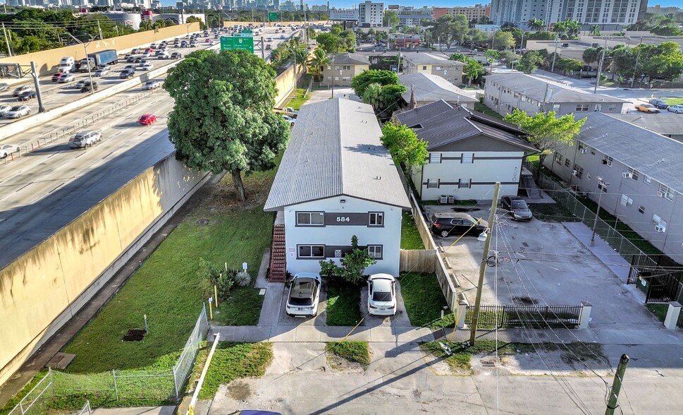 584 NW 65th St, Miami, FL for sale - Building Photo - Image 3 of 4