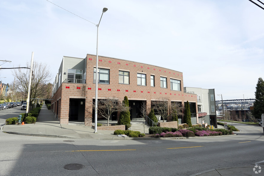 2100-2110 N Pacific St, Seattle, WA for rent - Building Photo - Image 2 of 17