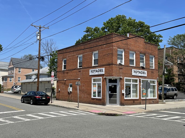 47 Chestnut St, West Orange, NJ for sale - Building Photo - Image 1 of 1