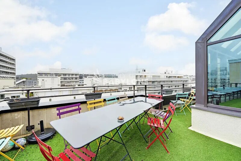 Office in Boulogne-Billancourt to rent - Building Photo - Image 1 of 14