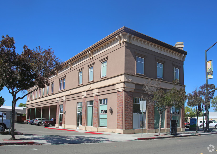 1981-1987 1st St, Livermore, CA for rent - Building Photo - Image 3 of 4