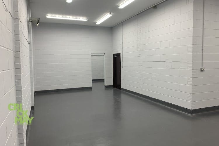 6 Jubilee Rd, Burgess Hill, WSX RH15 9TL - Unit 4 -  - Interior Photo - Image 1 of 4