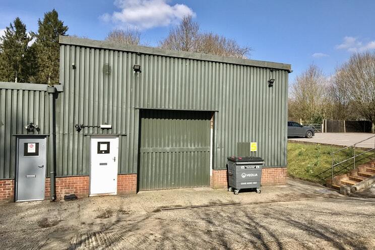 Tylney Park, Rotherwick to rent - Building Photo - Image 2 of 2