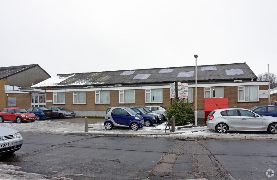 Fircroft Way, Edenbridge for sale - Primary Photo - Image 1 of 1