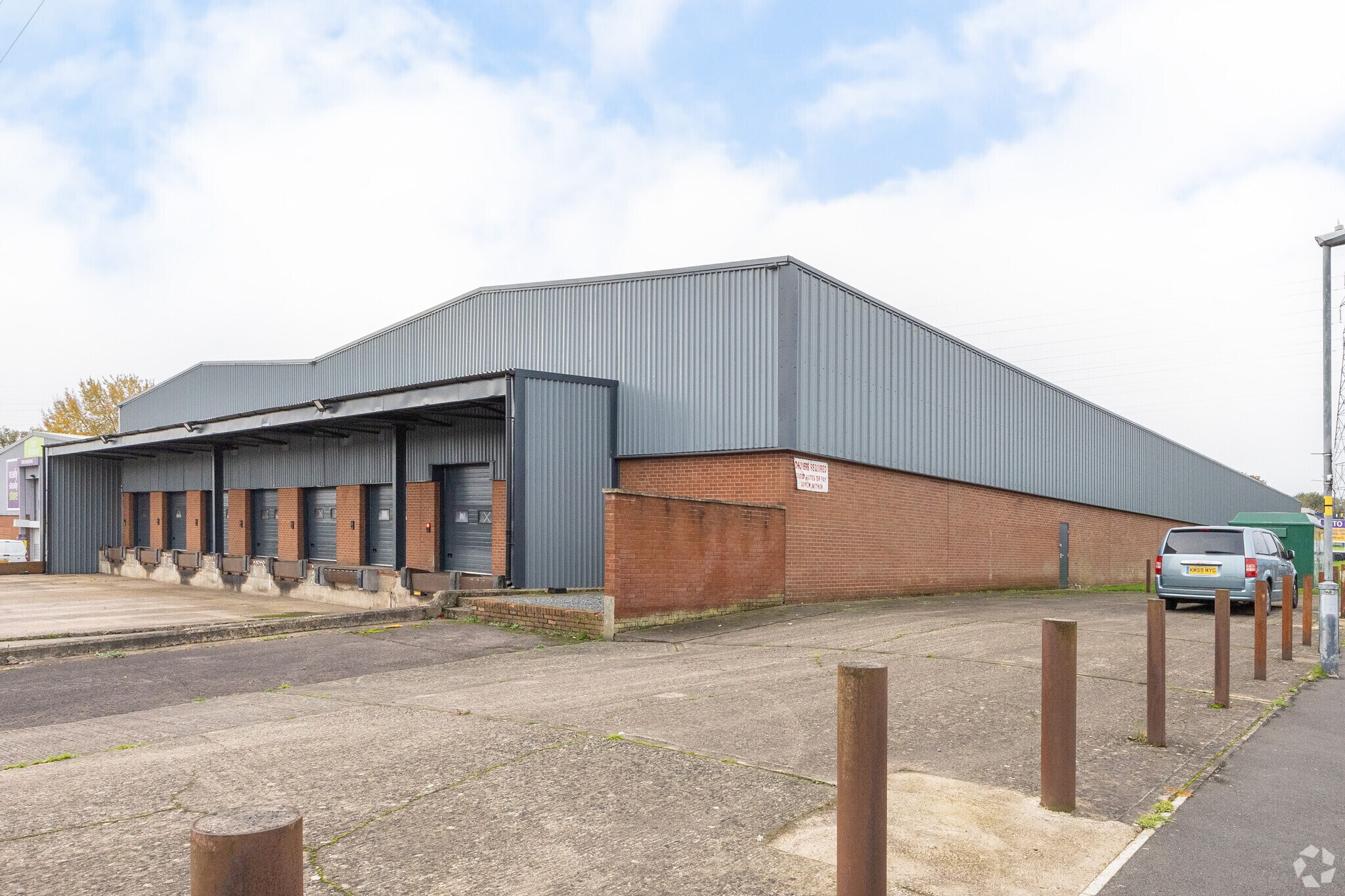 Chariot Way, Rugby for sale Primary Photo- Image 1 of 1