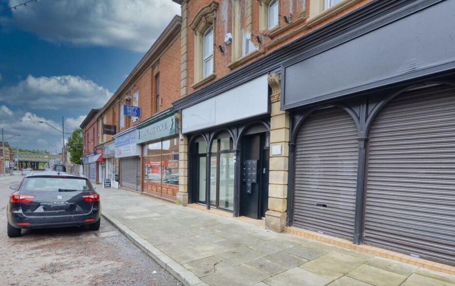 68-70 Darwen St, Blackburn for rent - Building Photo - Image 2 of 2