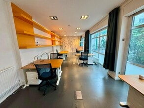 36 Woodstock Grove, London to rent Interior Photo- Image 2 of 5