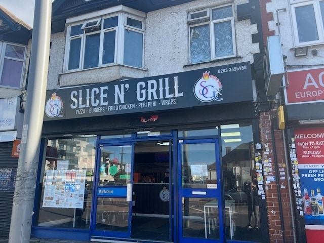 222 High Rd, Romford for sale - Building Photo - Image 2 of 19