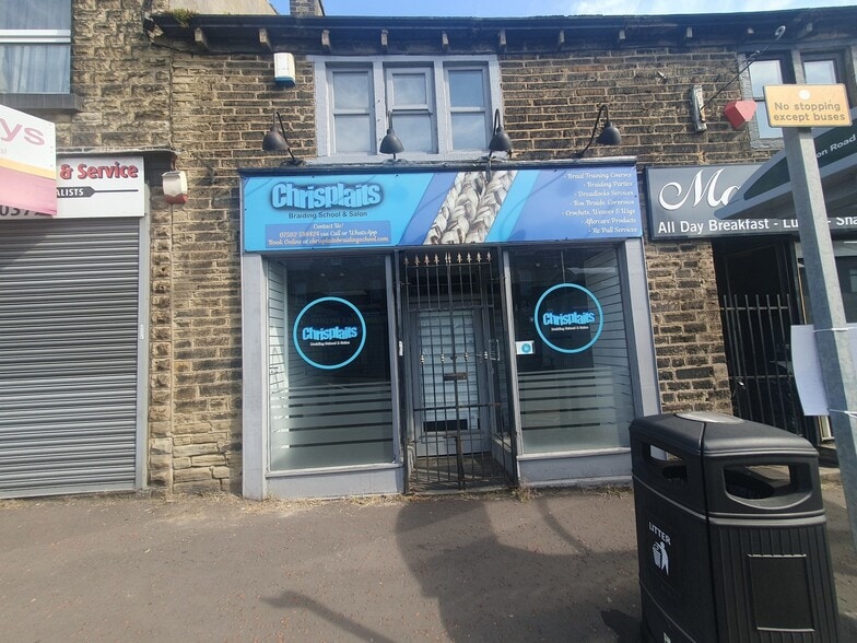 68 Westbourne Rd, Huddersfield to rent - Building Photo - Image 1 of 1