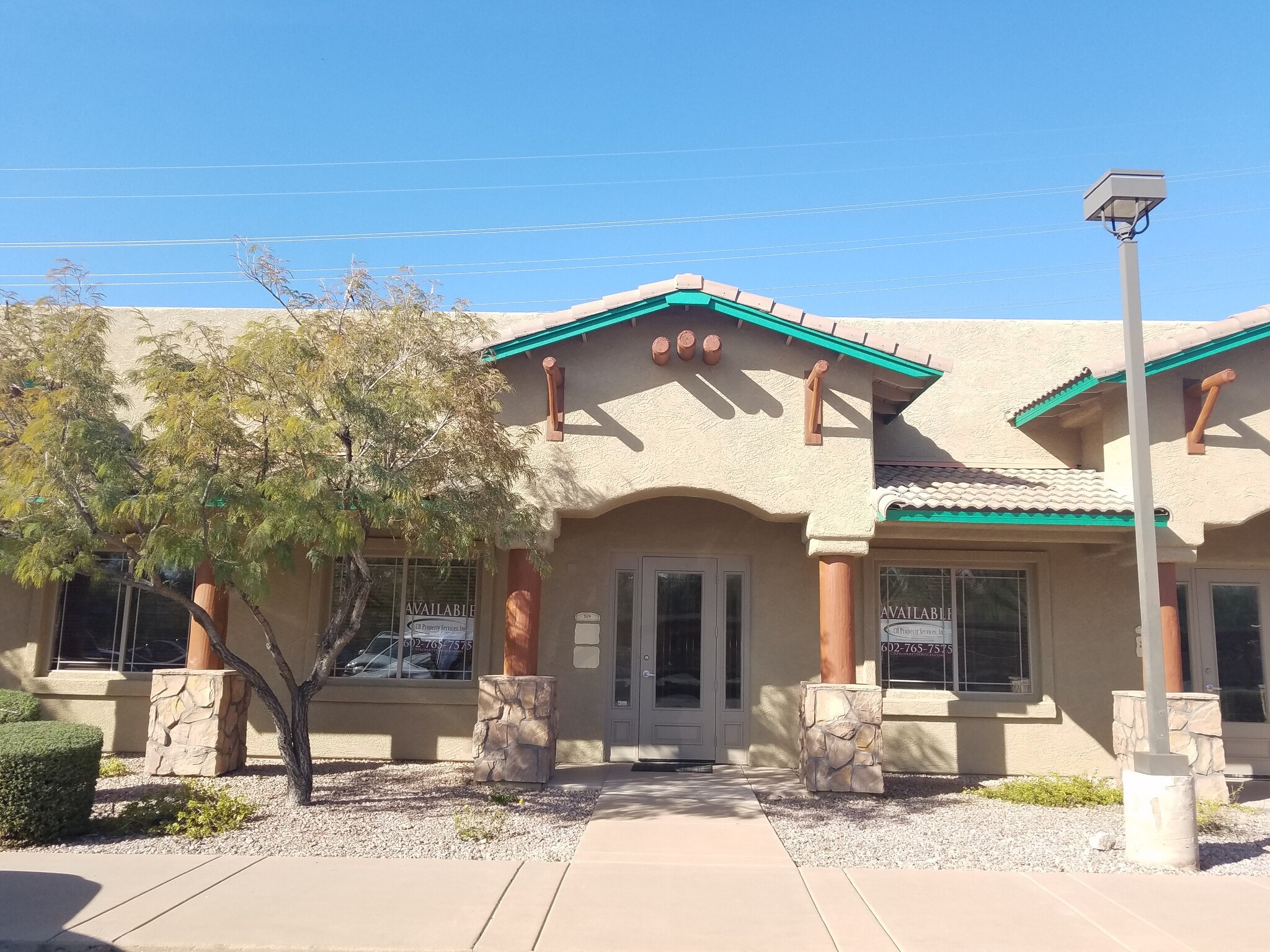 10565 N 114th St, Scottsdale, AZ to rent Primary Photo- Image 1 of 31
