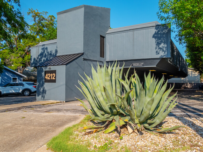 4212 Medical Pky, Austin, TX for sale - Building Photo - Image 1 of 17