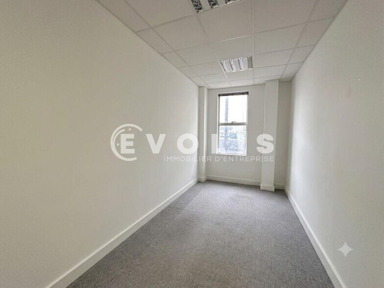 Office in Bagneux to rent - Interior Photo - Image 3 of 24