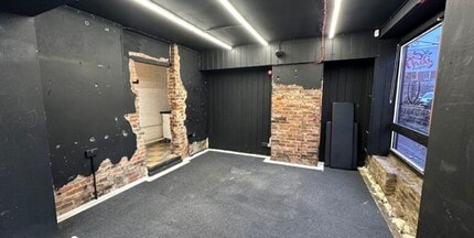 1-9 New Orchard, Poole to rent Interior Photo- Image 1 of 4