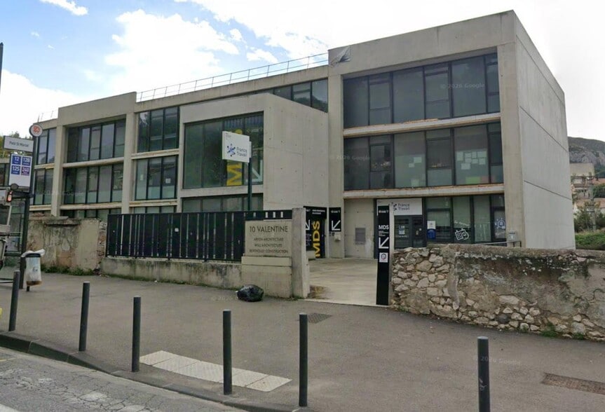 Office in Marseille to rent - Building Photo - Image 1 of 13