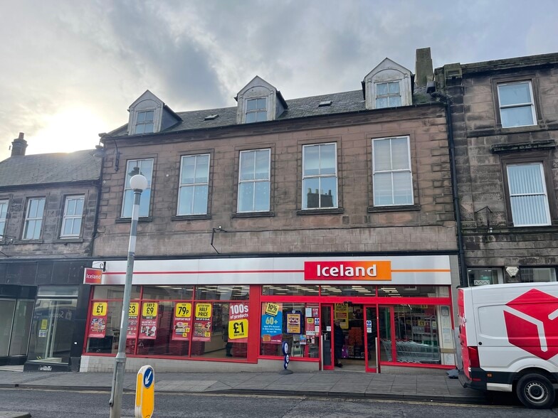 119-125 Marygate, Berwick Upon Tweed to rent - Building Photo - Image 1 of 3