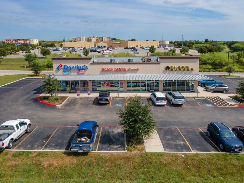 119 Business Park Dr, Kenedy, TX for sale - Building Photo - Image 1 of 1