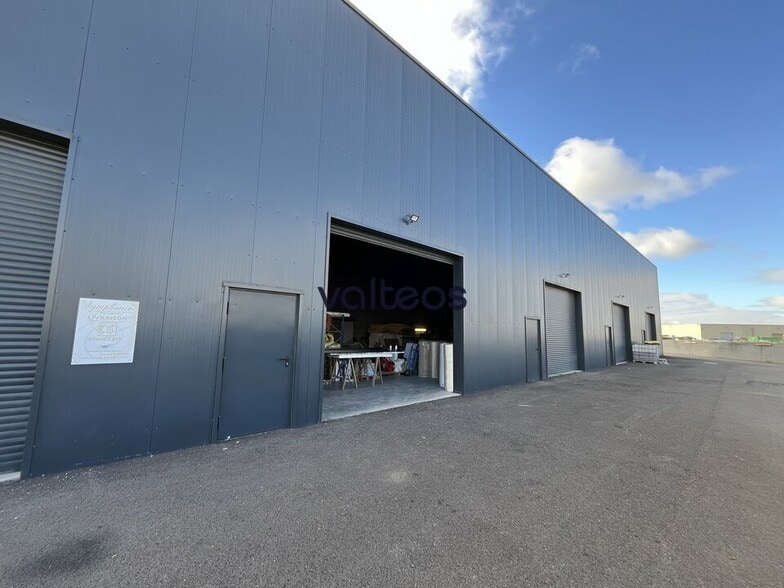 Light Industrial in Colomiers to rent - Building Photo - Image 2 of 6