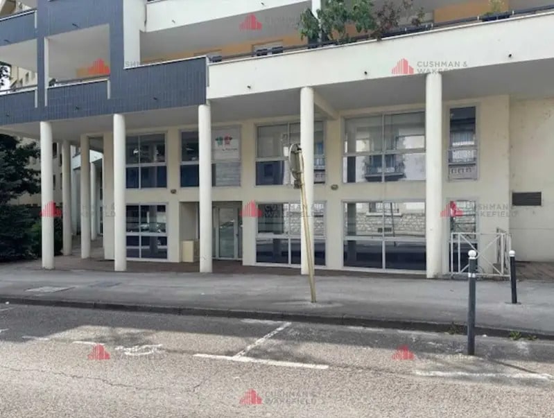 Vente Bureaux 51 m² à 140 m² - Photo 1