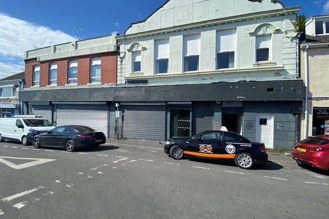 68 Station Rd, Burry Port to rent - Primary Photo - Image 1 of 1