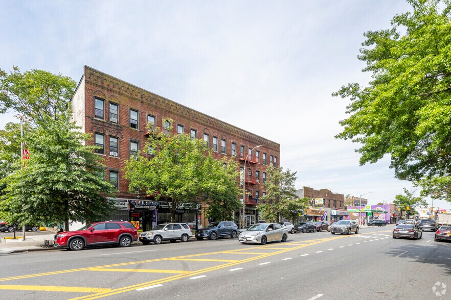 866 Coney Island Ave, Brooklyn, NY to rent - Building Photo - Image 2 of 4