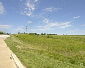 Chesterfield Industrial 5 Blvd, Chesterfield, MO for sale Primary Photo- Image 1 of 1