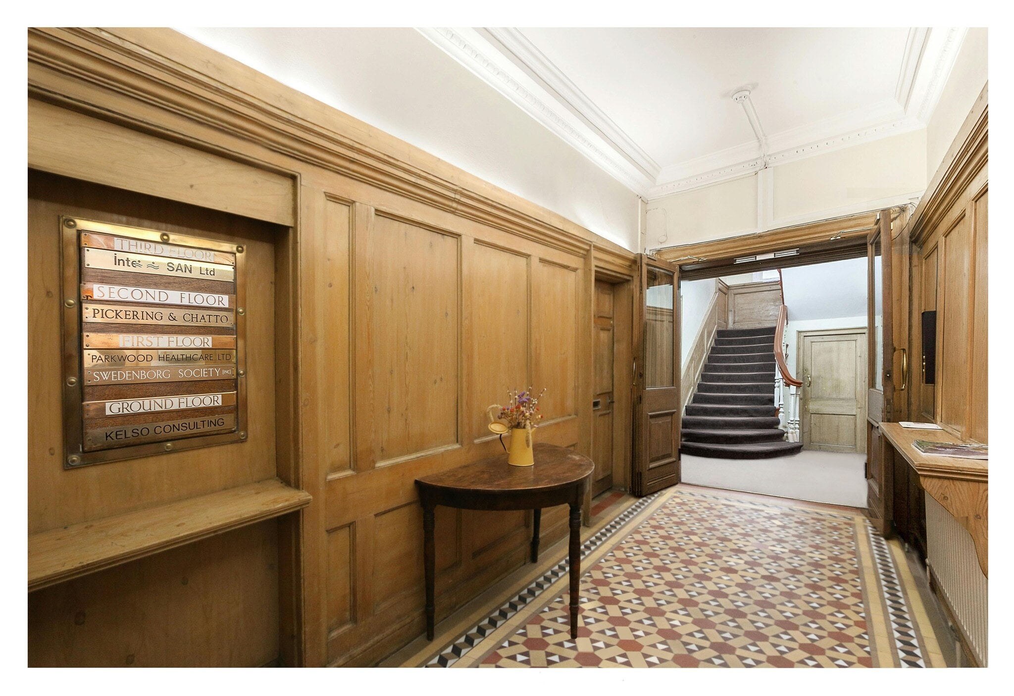 20-21 Bloomsbury Way, London to rent Interior Photo- Image 1 of 3