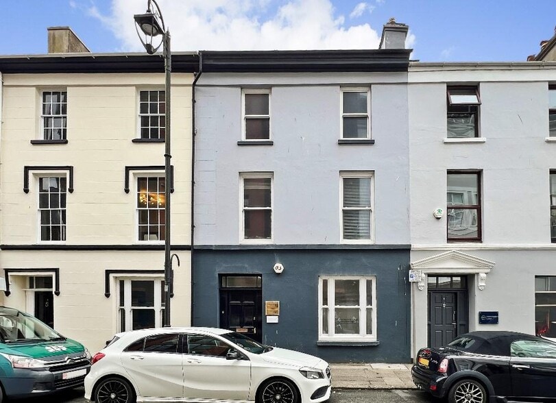 6 Hill St, Isle Of Man to rent - Building Photo - Image 1 of 1