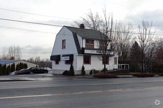 10929 NE Sandy Blvd, Portland, OR for rent Primary Photo- Image 1 of 4