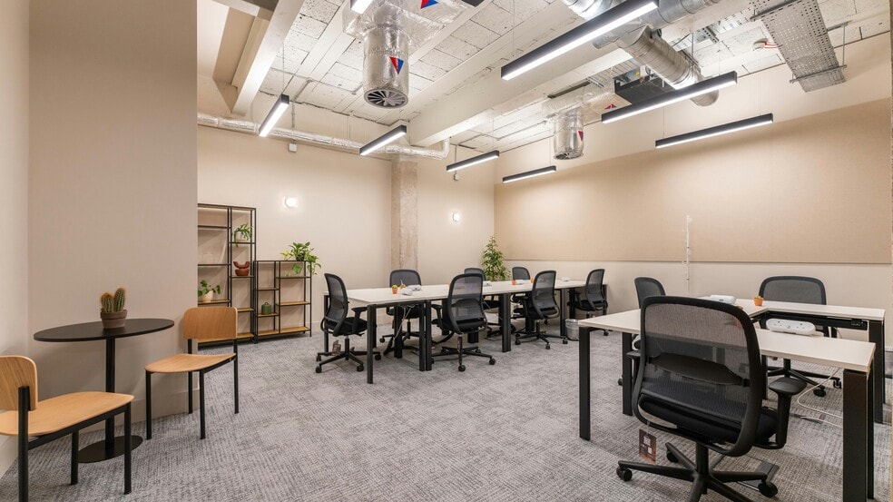 10 South Para, Leeds to rent - Interior Photo - Image 2 of 10