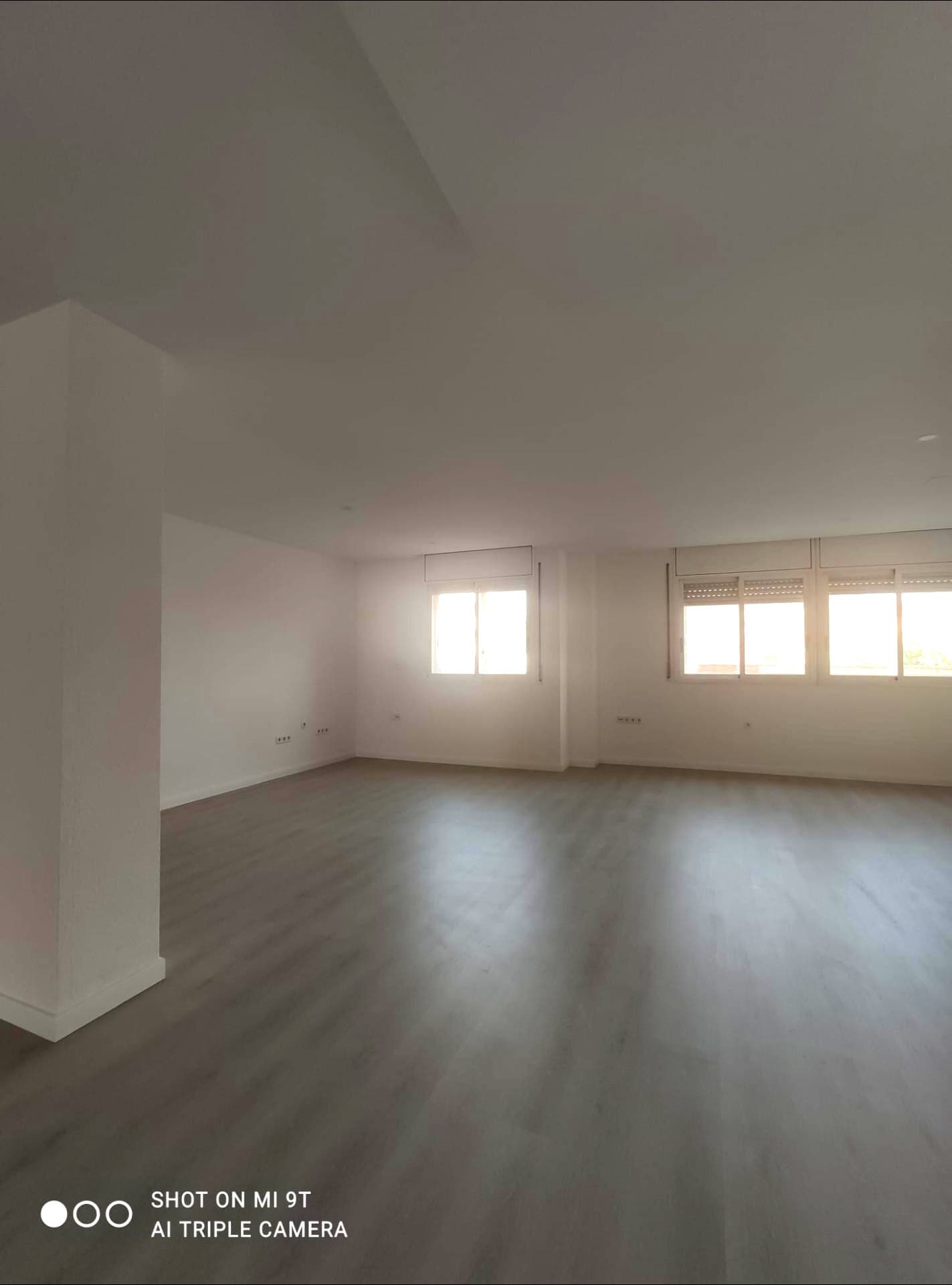 Office in Martorell, Barcelona to rent Interior Photo- Image 1 of 9
