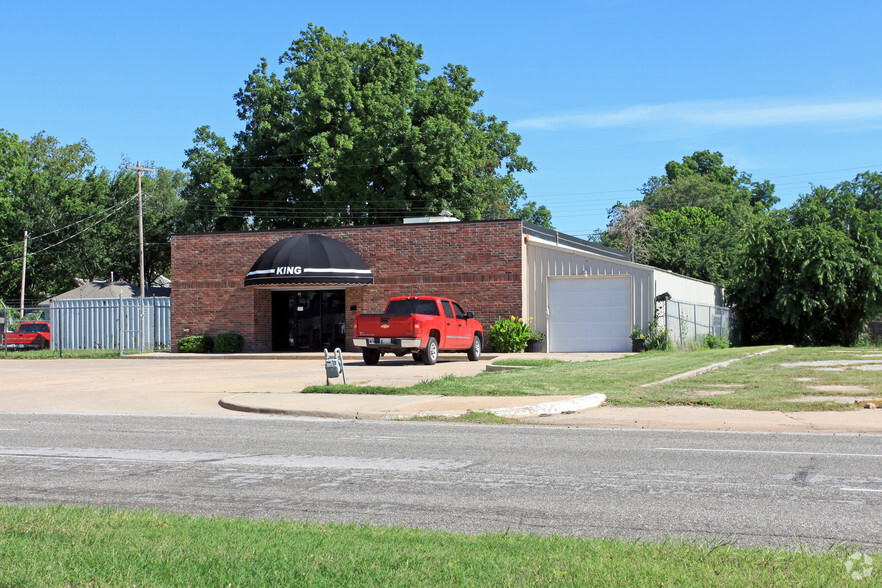 1817 Linwood Blvd, Oklahoma City, OK for rent - Building Photo - Image 1 of 13