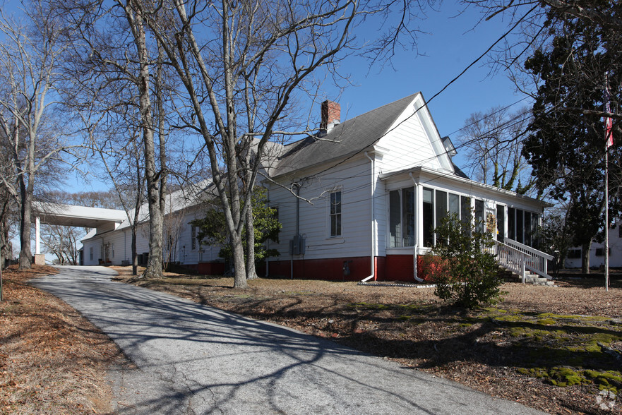 1105 N Main St, Conyers, GA for sale - Primary Photo - Image 1 of 20