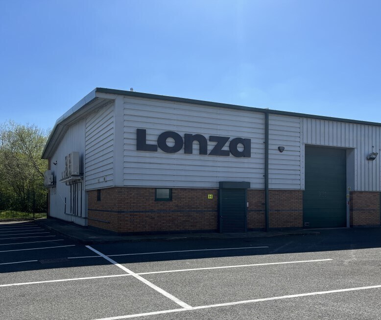 Brunel Dr, Stretton for sale Building Photo- Image 1 of 1