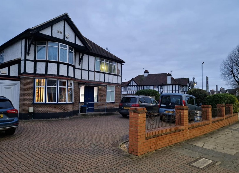 92 Preston Rd, Wembley for sale - Building Photo - Image 1 of 1