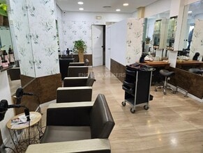 Retail in Barcelona, Barcelona to rent Interior Photo- Image 2 of 5