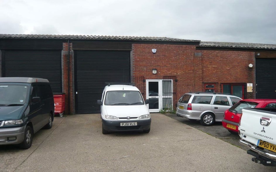 Vulcan Way, Eaton Socon for sale - Primary Photo - Image 1 of 1