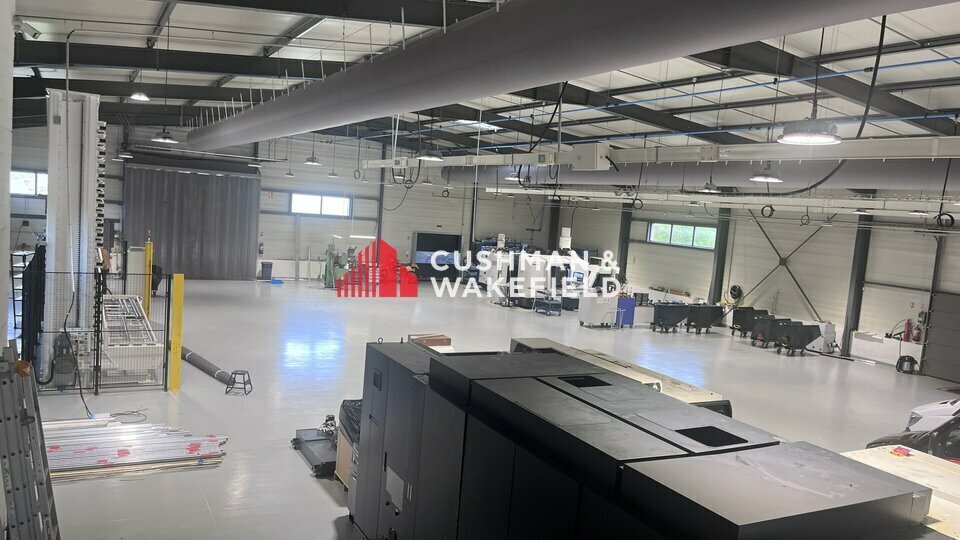 Light Industrial in Toulouse to rent - Building Photo - Image 3 of 4