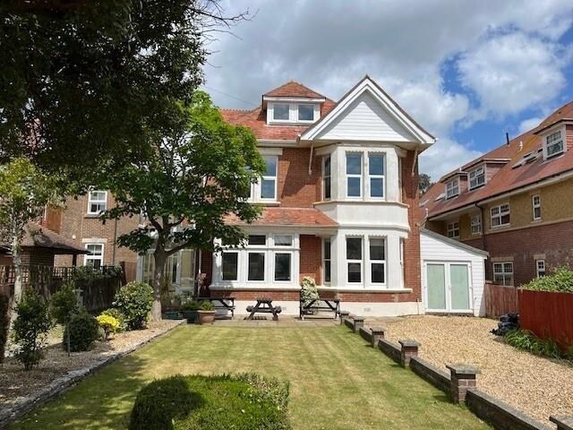 22 Church Rd, Bournemouth for sale Primary Photo- Image 1 of 1