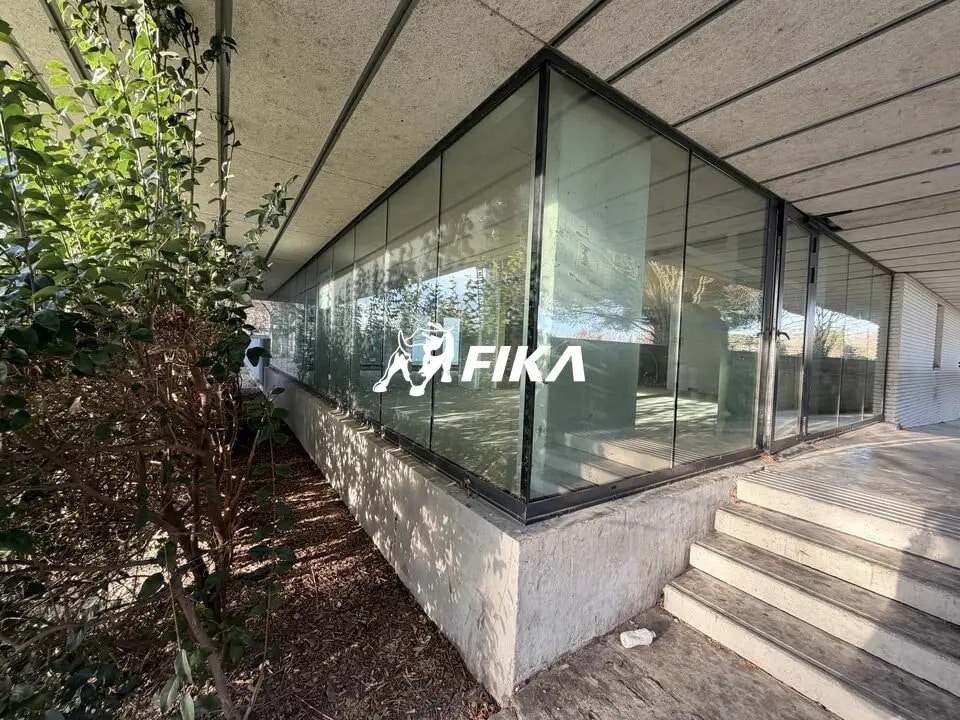 Vente Bureaux 188 m² - Photo 1