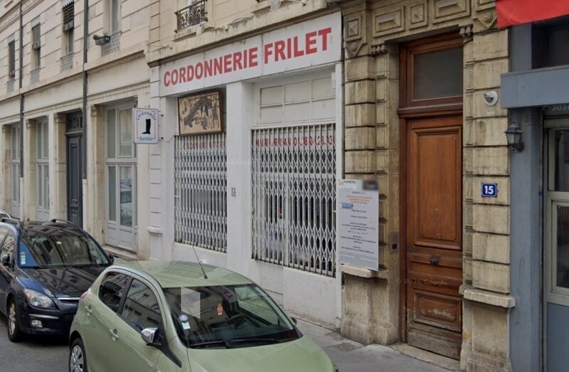 Retail in Lyon for sale Building Photo- Image 1 of 7